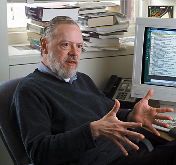 Dennis Ritchie — Zamonaviy Dasturlashning Otasi